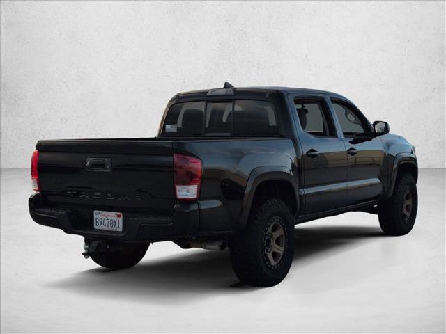 Used 2016 Toyota Tacoma SR5 w/ SR5 Appearance Package (SN) image 5