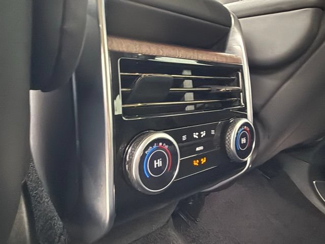 Used 2023 Land Rover Range Rover SE AWD/4WD image 17