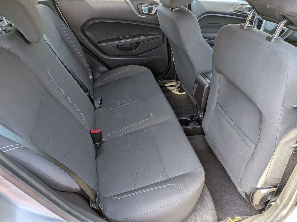 Used 2014 Ford Fiesta SE w/ Comfort Package FWD image 17