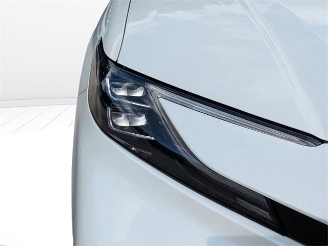 Used 2025 Toyota Camry XLE image 10