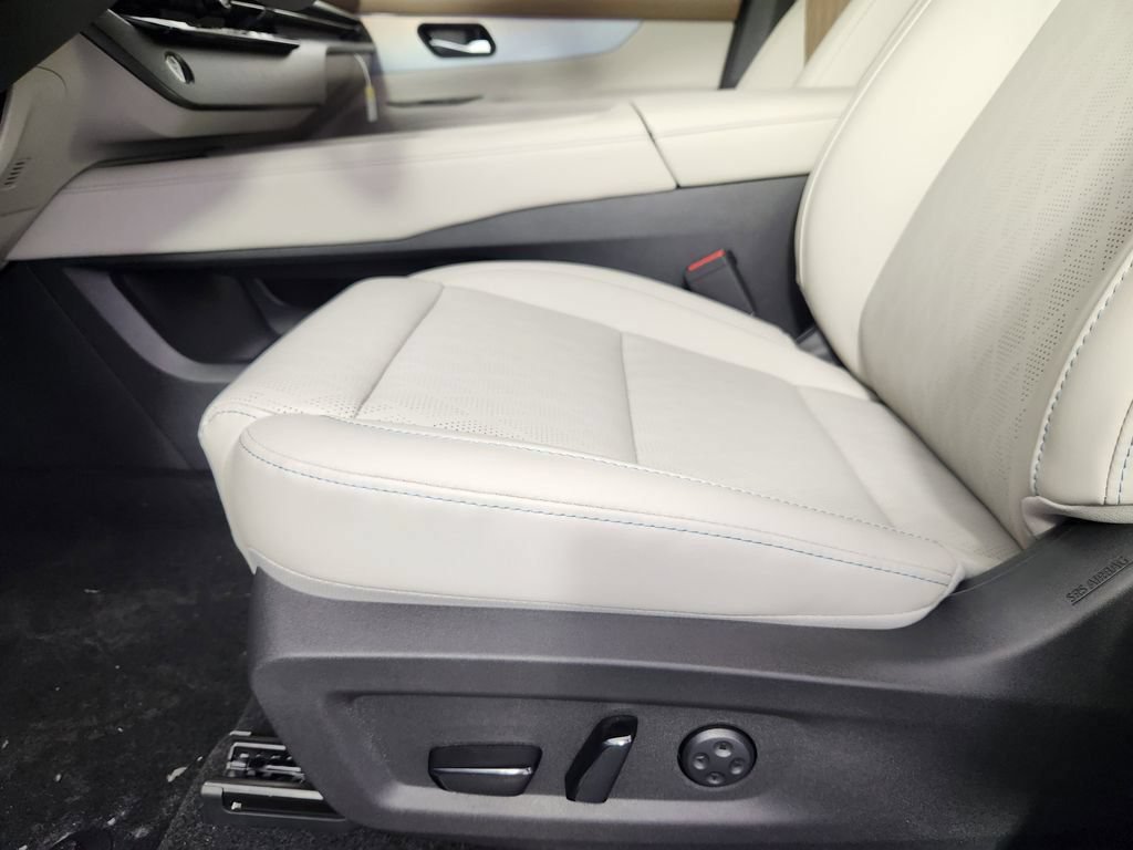 New 2026 Nissan Murano Platinum w/ Cargo Package AWD/4WD image 12