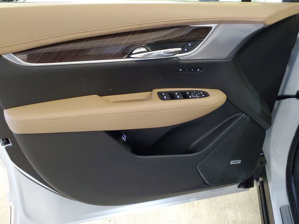 New 2025 Cadillac XT6 Premium Luxury w/ Platinum Package FWD image 14