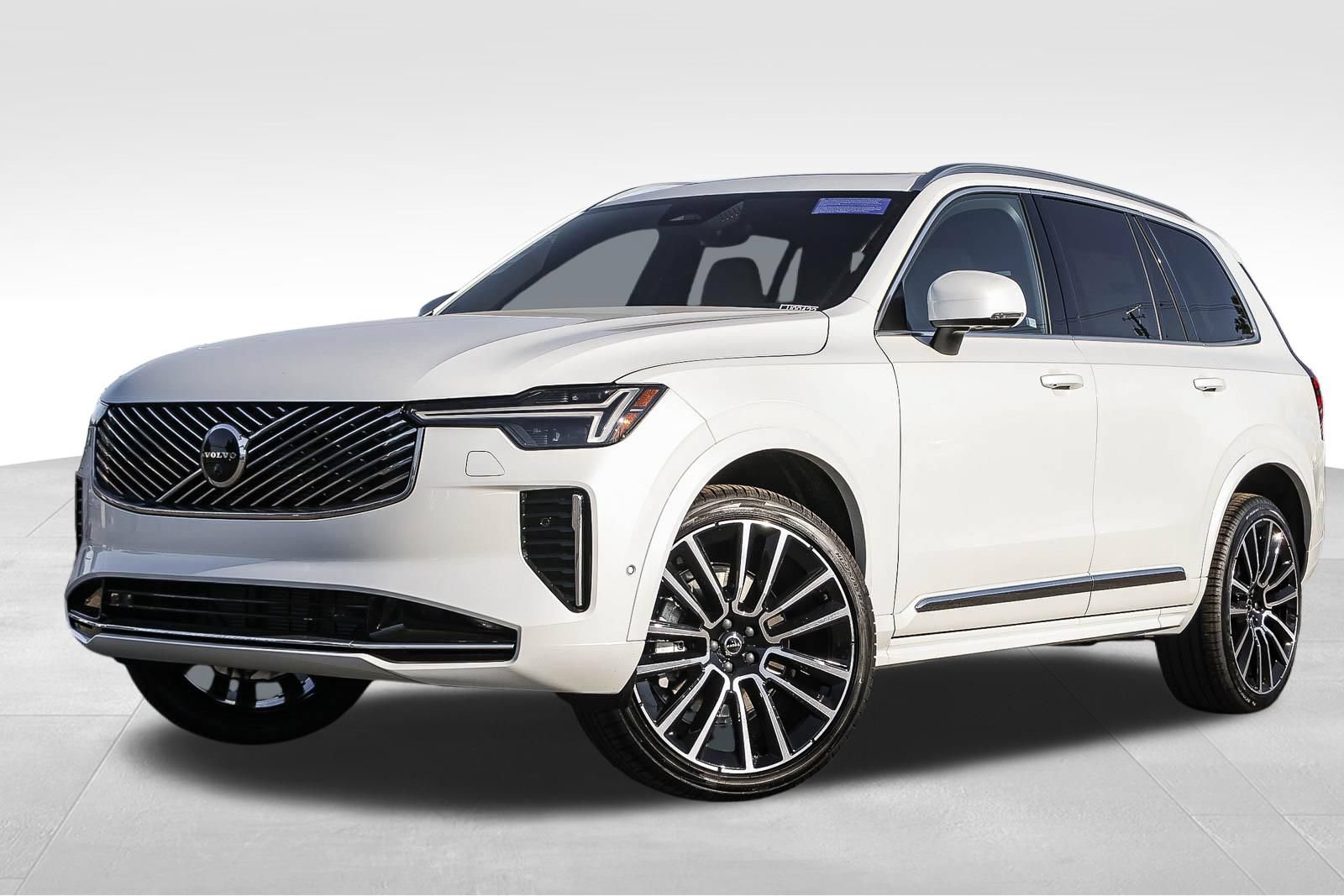 New 2026 Volvo XC90 B6 Plus w/ Protection Package Premier