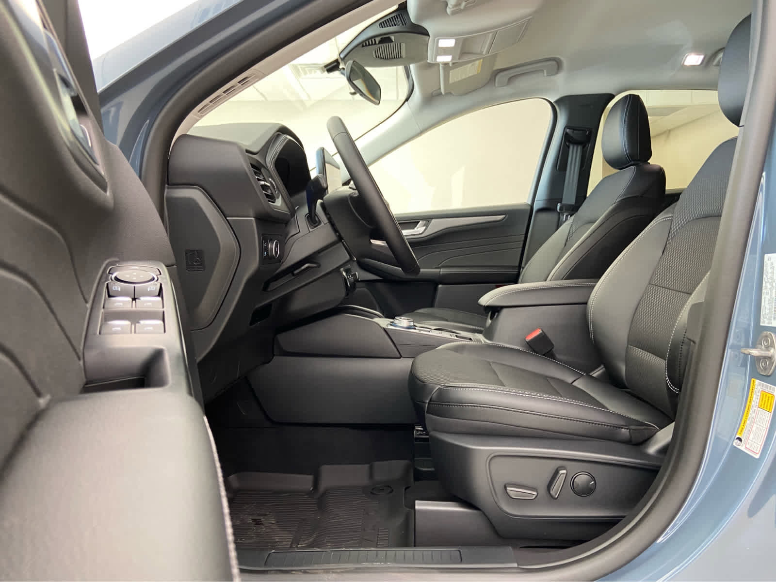 New 2026 Ford Escape SE image 12