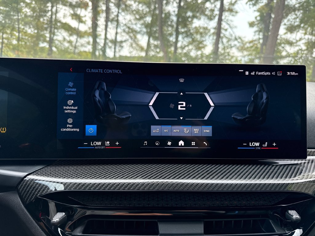 New 2026 BMW M2 w/ Lighting Package RWD image 18