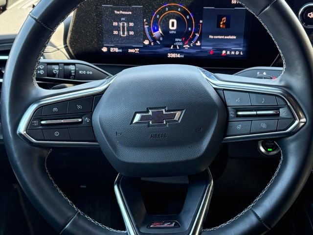 Used 2025 Chevrolet Traverse Z71 AWD/4WD image 27