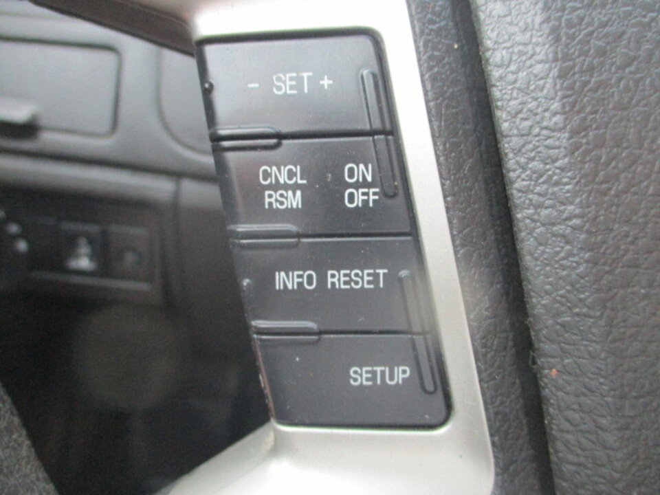 Used 2012 Ford Fusion SE image 32