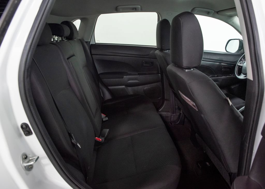 Used 2015 Mitsubishi Outlander Sport ES AWD/4WD image 17
