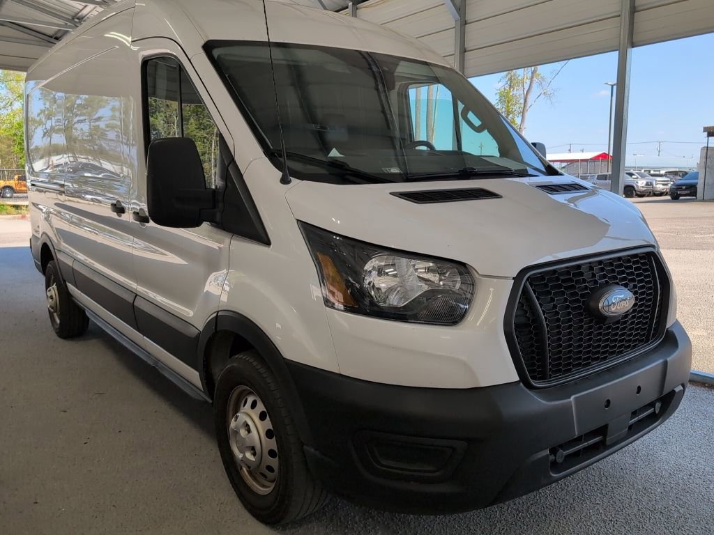 Used 2023 Ford Transit 250 Medium Roof AWD video 2