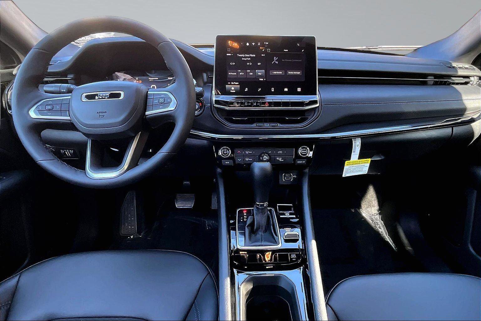 New 2026 Jeep Compass Latitude image 6