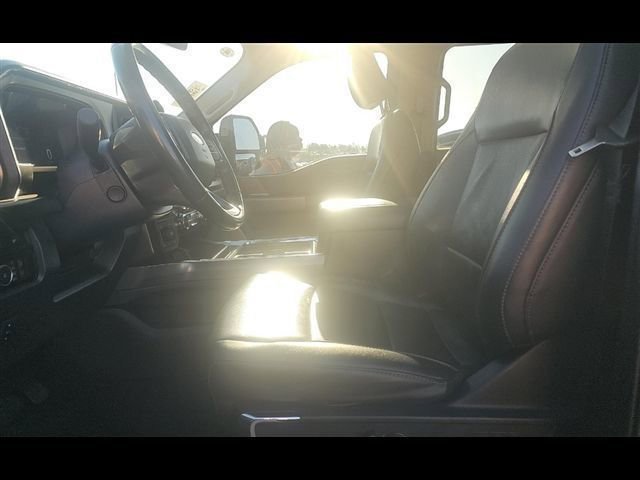 Used 2023 Ford F250 Lariat w/ Sport Appearance Package AWD/4WD image 6