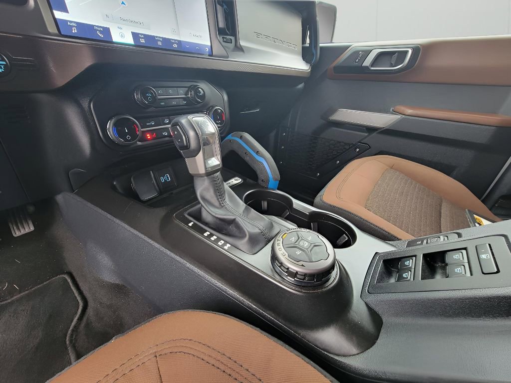 Used 2022 Ford Bronco Outer Banks image 23