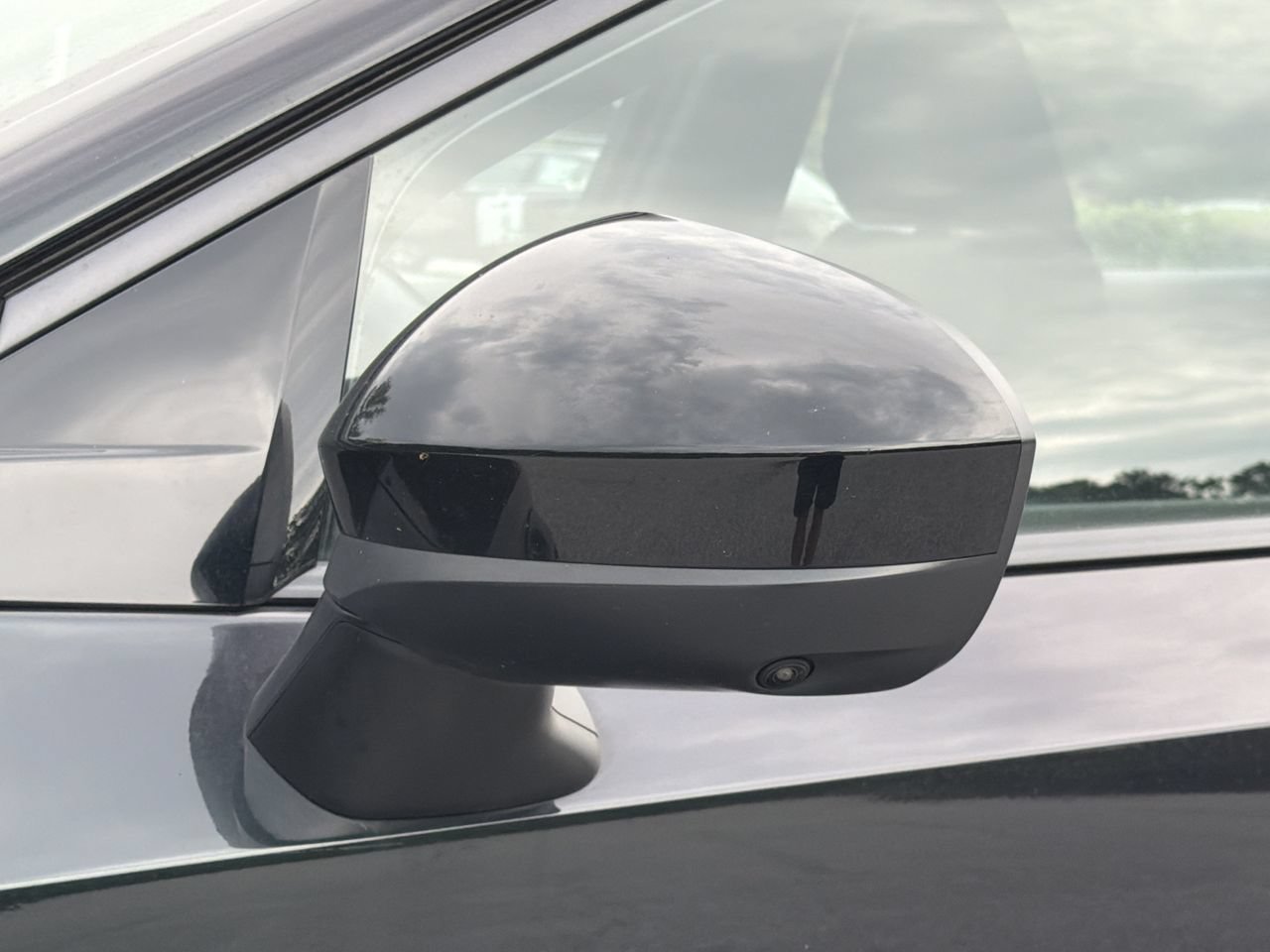Certified 2024 Nissan Ariya AWD image 33