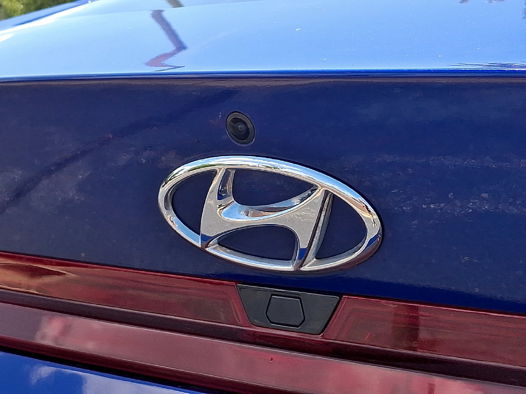 Used 2023 Hyundai Elantra SEL w/ Convenience Package FWD image 30