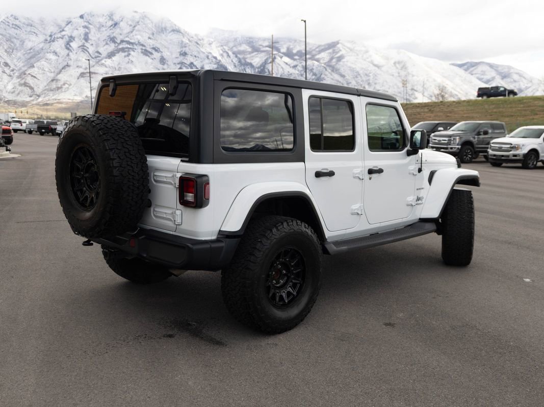 Used 2019 Jeep Wrangler Unlimited Sahara AWD/4WD image 5