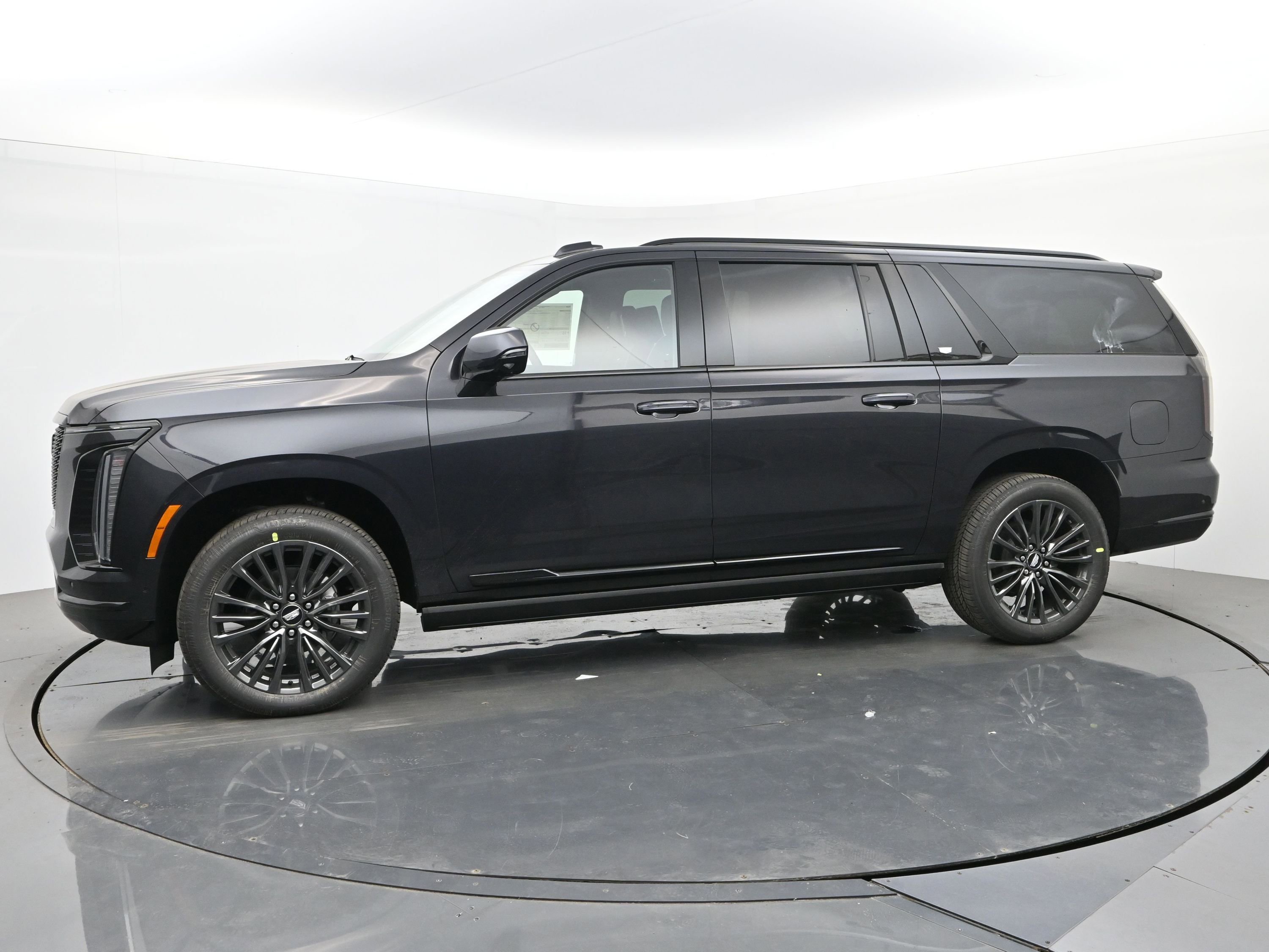 New 2026 Cadillac Escalade ESV Platinum Sport w/ LPO, Floor Liner Package AWD/4WD image 2
