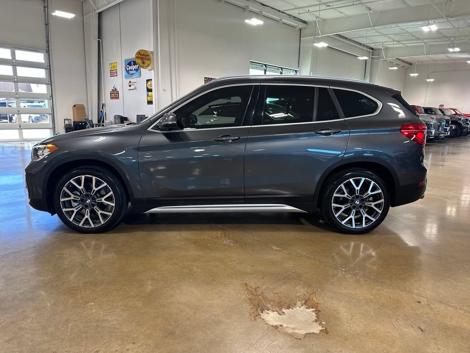 Used 2022 BMW X1 sDrive28i w/ Convenience Package FWD image 5