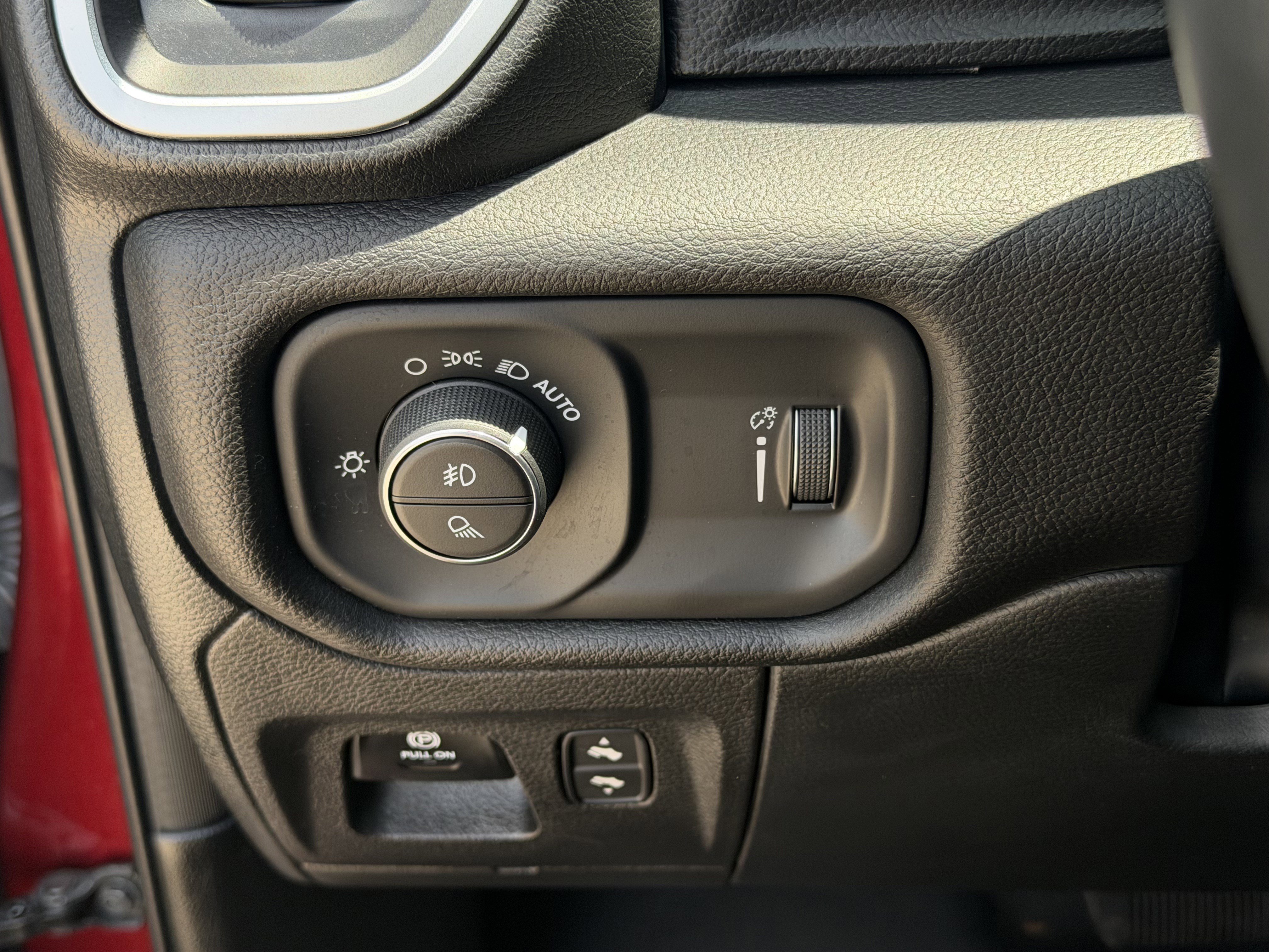 Used 2022 RAM 1500 Lone Star AWD/4WD image 23