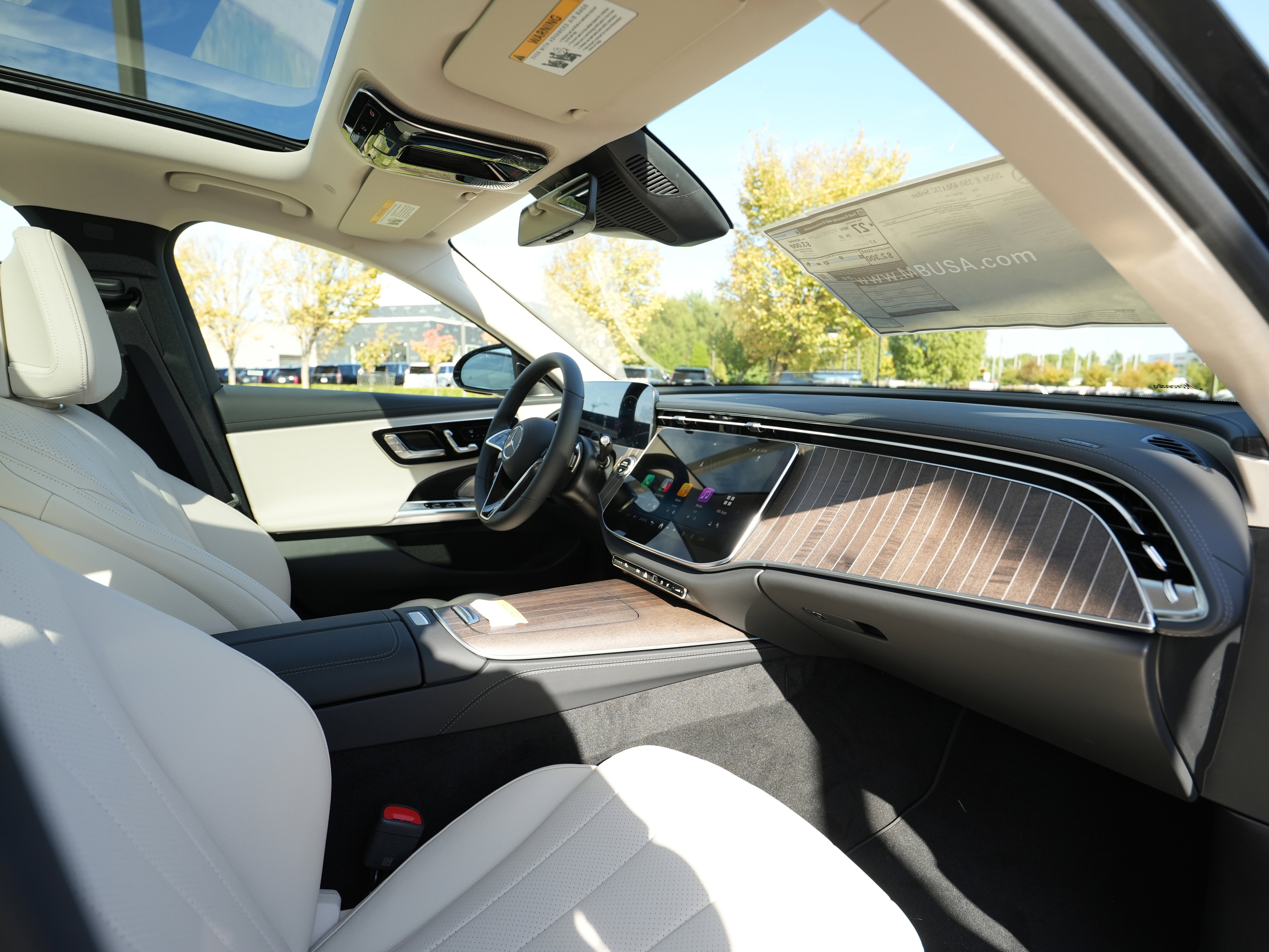 New 2026 Mercedes-Benz E 350 4MATIC Sedan image 37