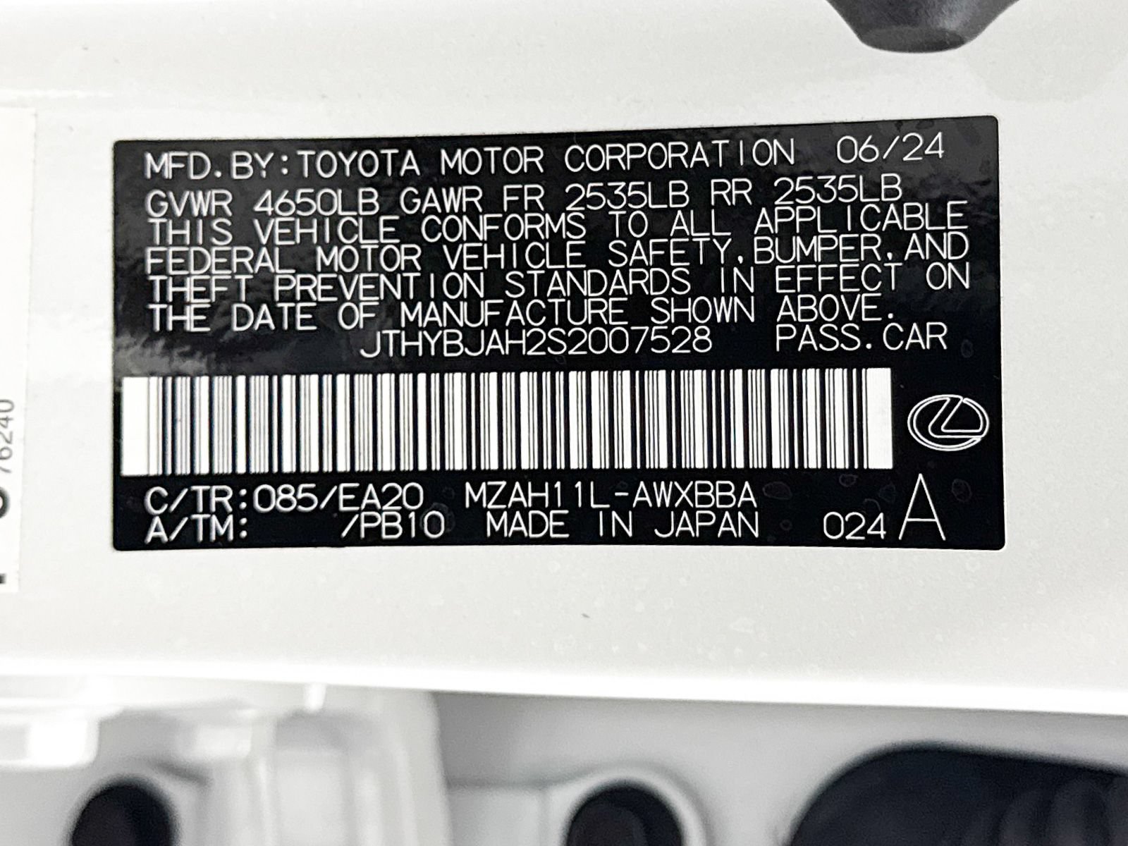 Used 2025 Lexus UX 300h FWD w/ Accessory Package (Z2) image 37
