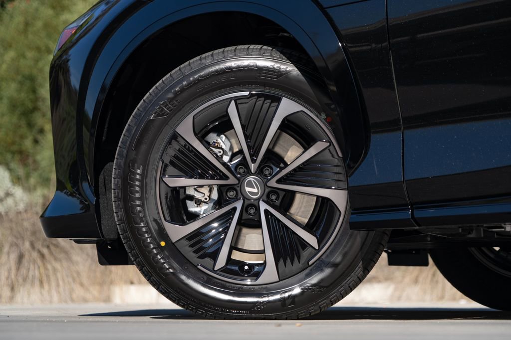 New 2026 Lexus RZ 350e 2WD image 7