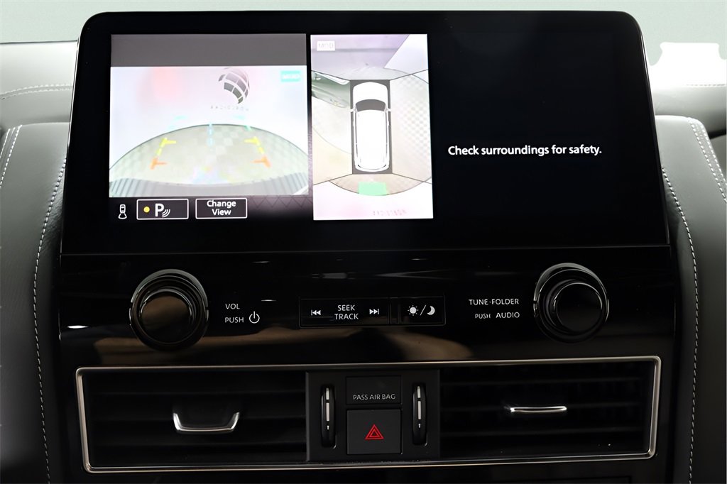 Used 2024 Nissan Armada Platinum w/ Captain's Chairs Package image 32