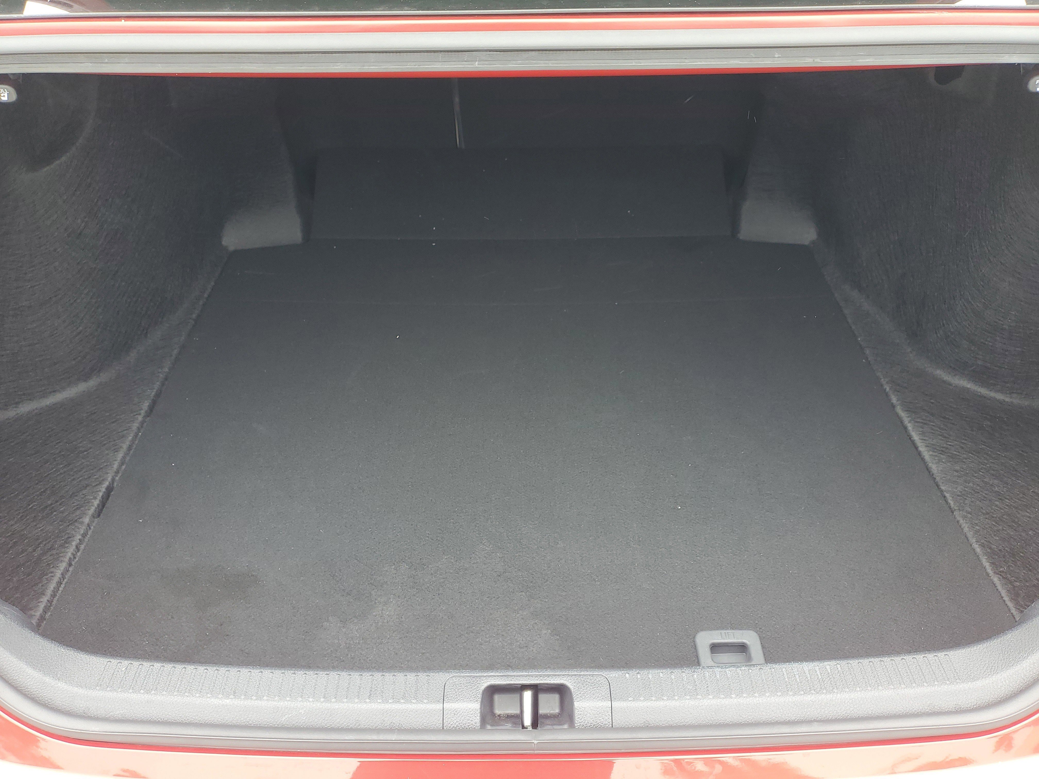 Used 2023 Toyota Camry LE image 9