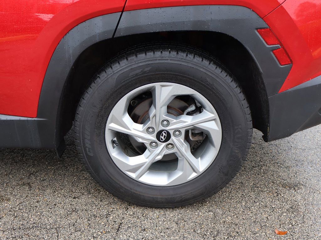 Used 2022 Hyundai Tucson SE image 18