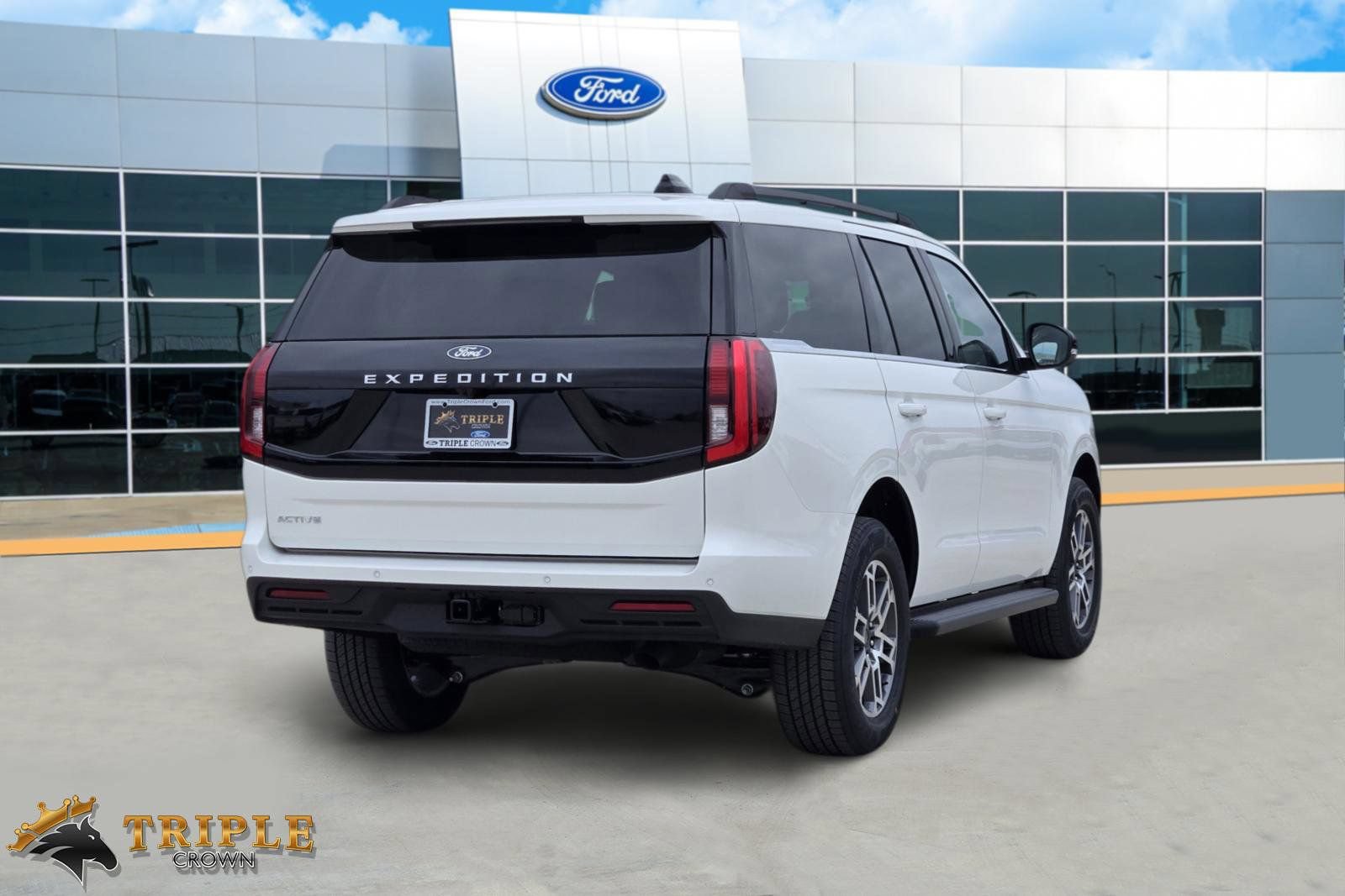 New 2026 Ford Expedition Active RWD image 5