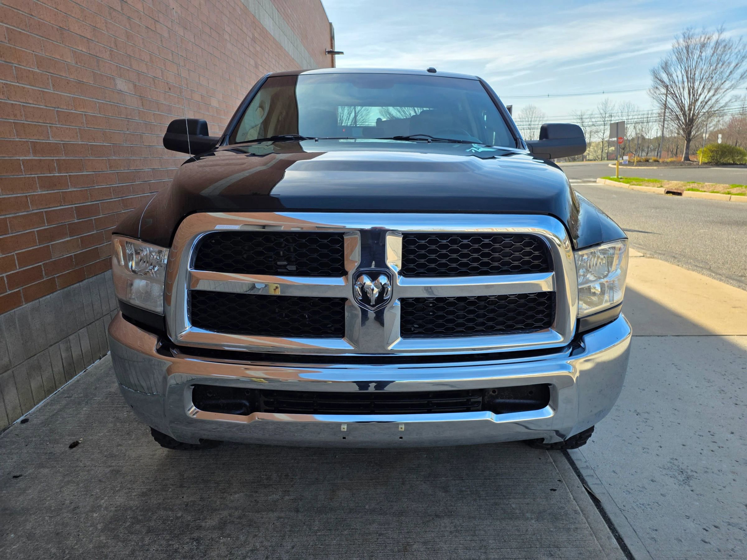 Used 2013 RAM 2500 Tradesman w/ Chrome Appearance Group AWD/4WD image 2