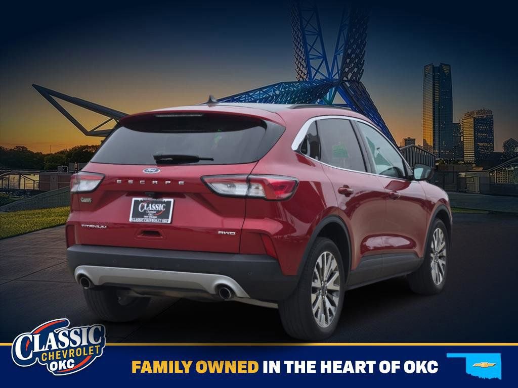 Used 2021 Ford Escape Titanium AWD/4WD image 7