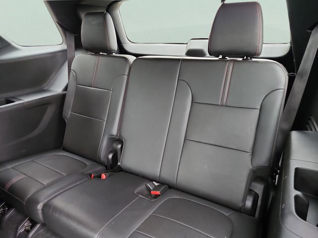 Certified 2023 Chevrolet Traverse RS image 19
