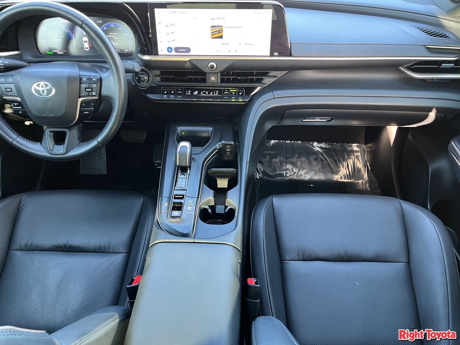 Certified 2023 Toyota Crown AWD/4WD image 18