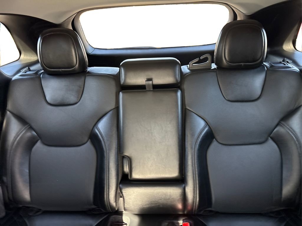 Used 2023 Jeep Cherokee Altitude Lux image 17