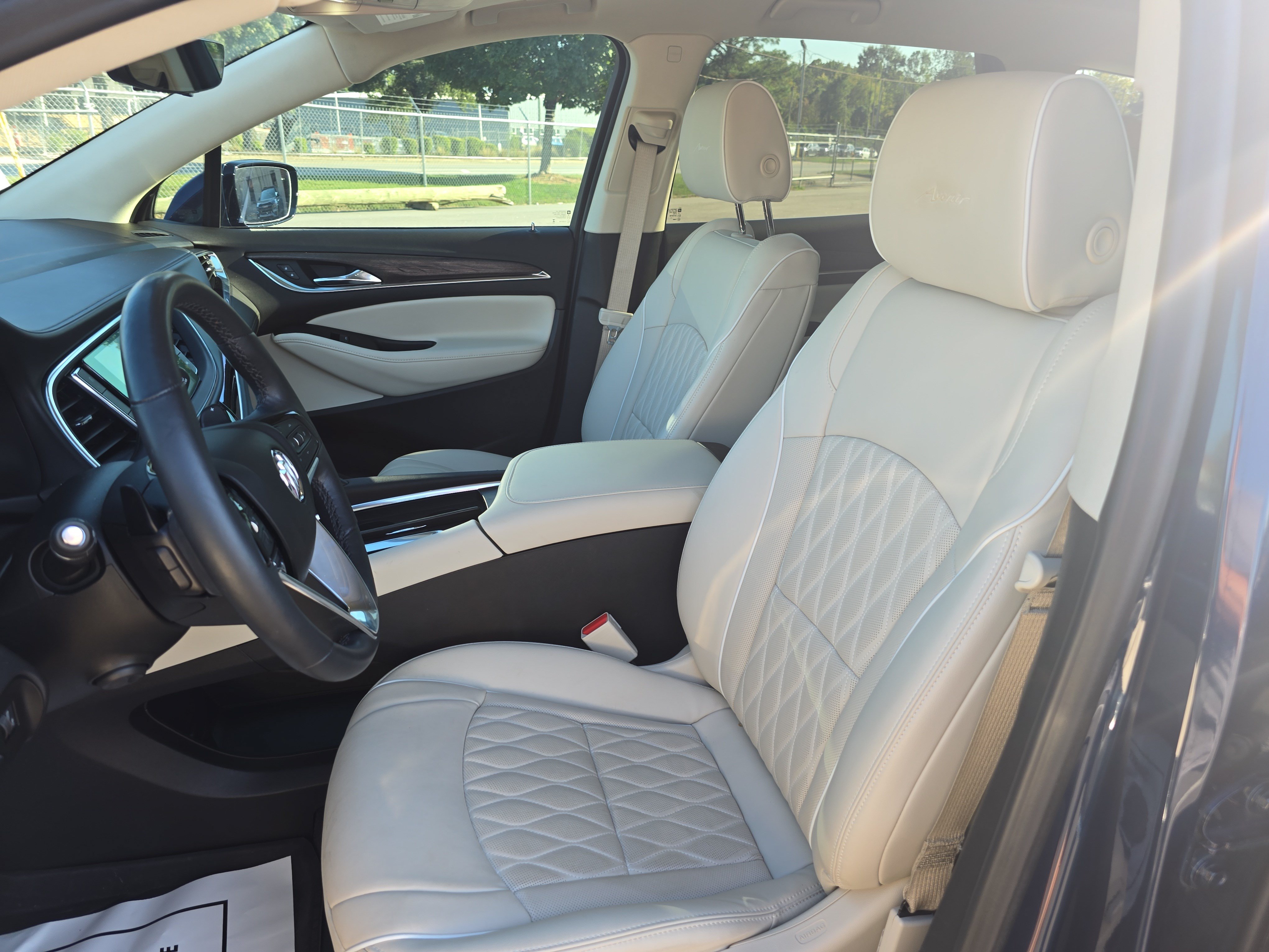 Used 2024 Buick Enclave Avenir w/ Avenir Technology Package FWD image 16