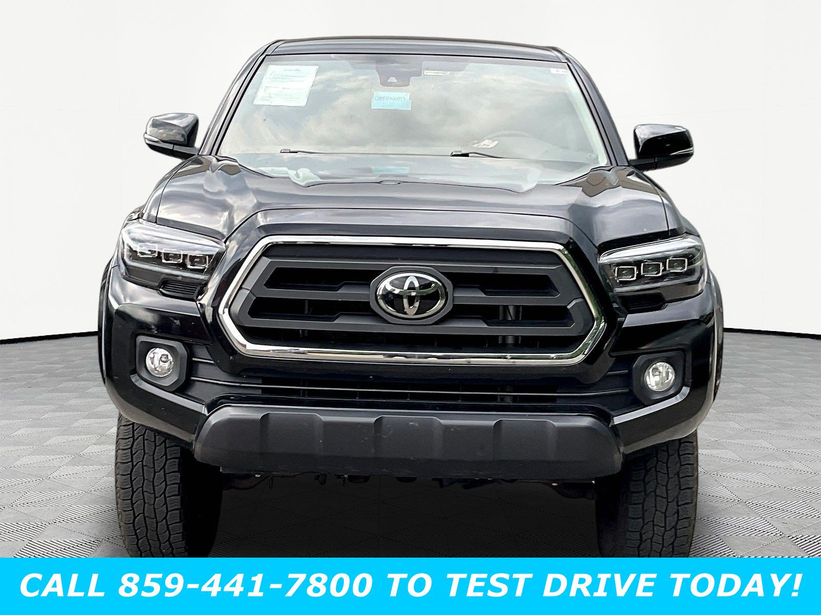 Used 2021 Toyota Tacoma SR5 w/ Technology Package AWD/4WD image 2