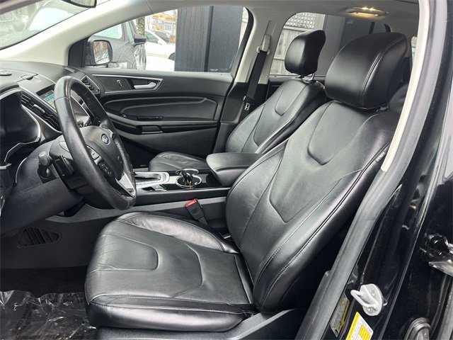Used 2016 Ford Edge Titanium w/ Equipment Group 301A image 11