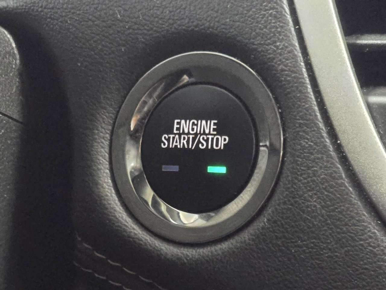 Used 2019 Chevrolet Trax LT w/ Driver Confidence Package image 29