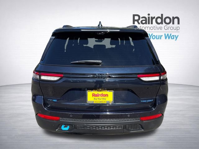 Used 2022 Jeep Grand Cherokee Trailhawk w/ Advanced Protech Group II AWD/4WD image 6