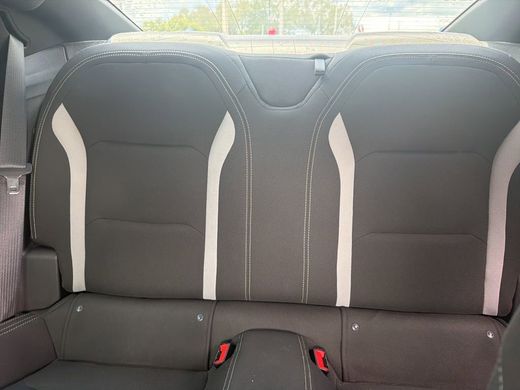 Used 2021 Chevrolet Camaro LT RWD image 13