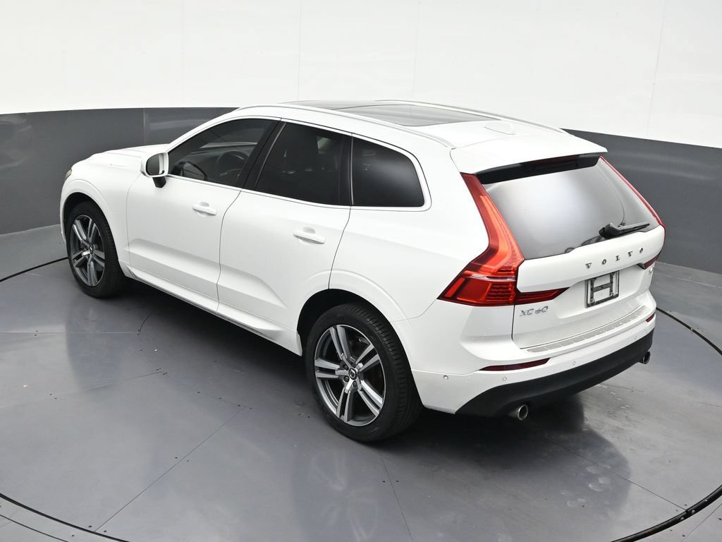 Used 2018 Volvo XC60 T6 Momentum w/ Advanced Package AWD/4WD image 16