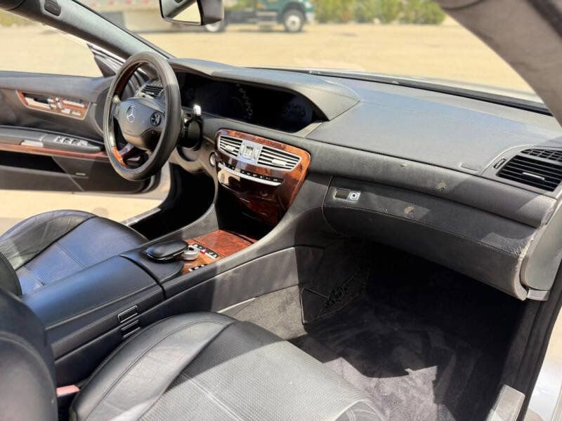 Used 2009 Mercedes-Benz CL 63 AMG image 23