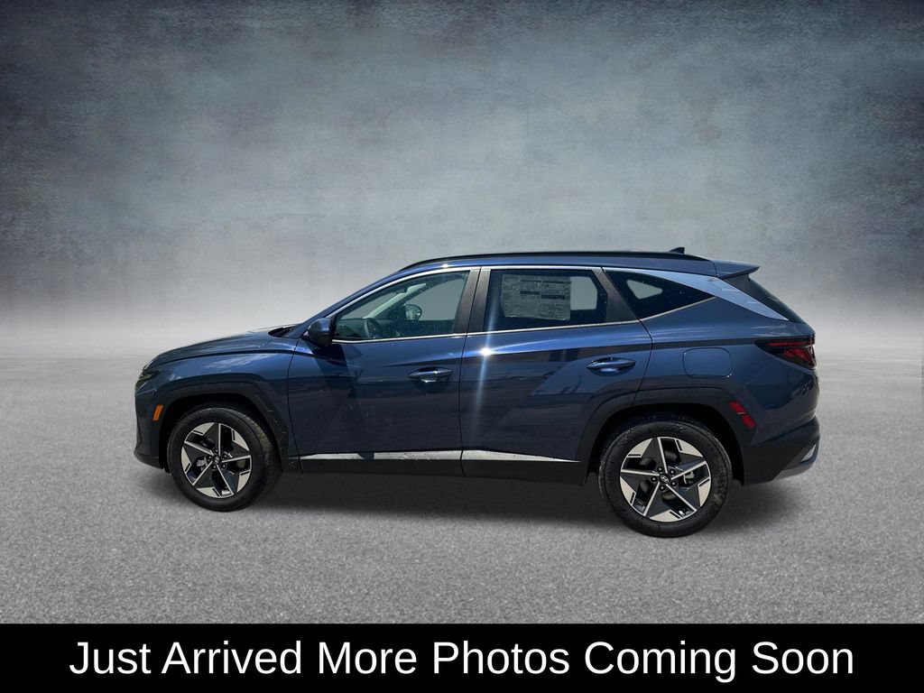 Used 2025 Hyundai Tucson SEL FWD image 2