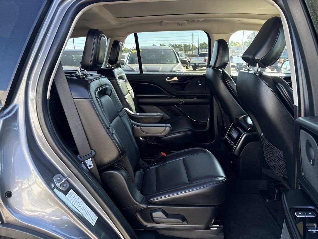 Used 2023 Lincoln Aviator Reserve image 33