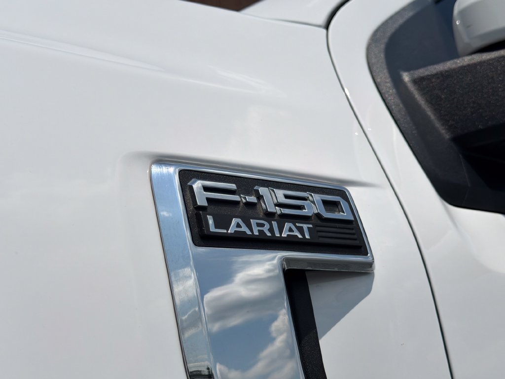 Used 2022 Ford F150 Lariat w/ FX4 Off-Road Package AWD/4WD image 17
