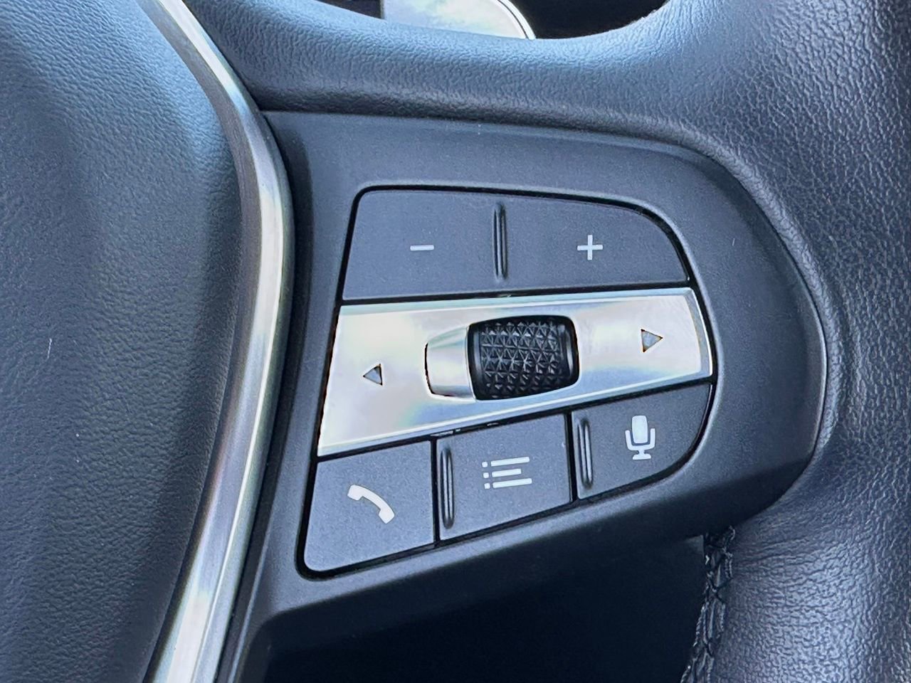 Used 2024 BMW 430i xDrive Convertible image 26