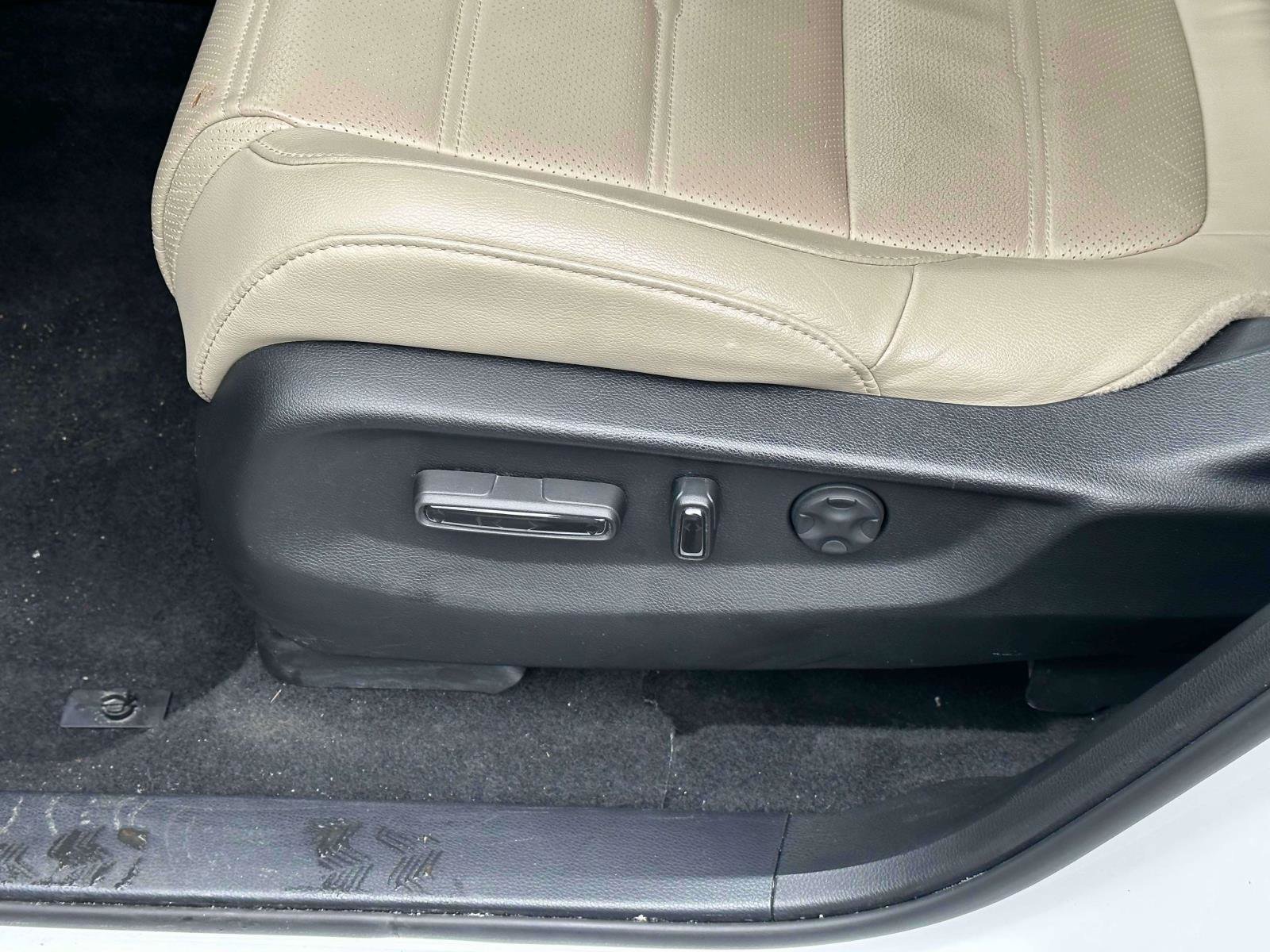 Used 2022 Honda CR-V EX-L image 19