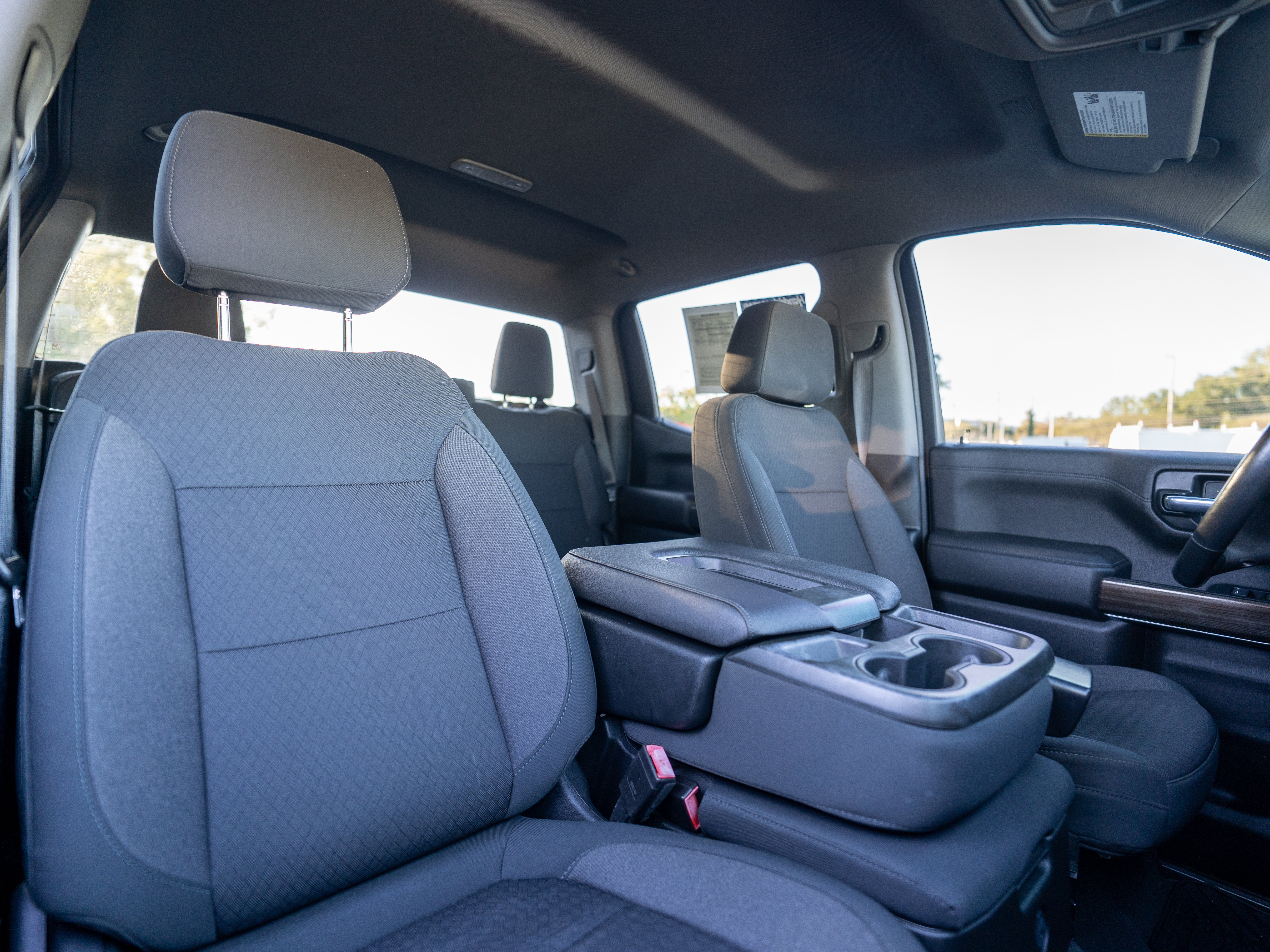 Used 2021 Chevrolet Silverado 1500 LT RWD image 11