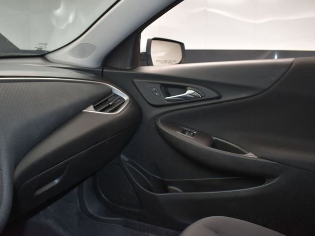 Used 2022 Chevrolet Malibu LT FWD image 23