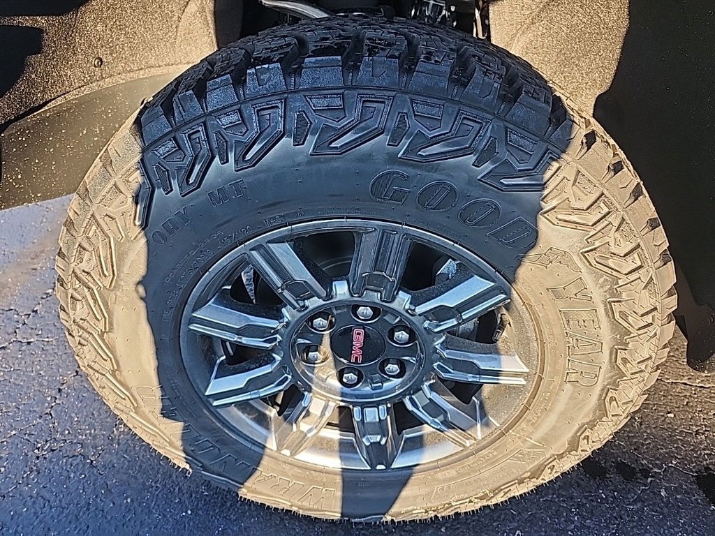 New 2026 GMC Sierra 1500 AT4X image 9